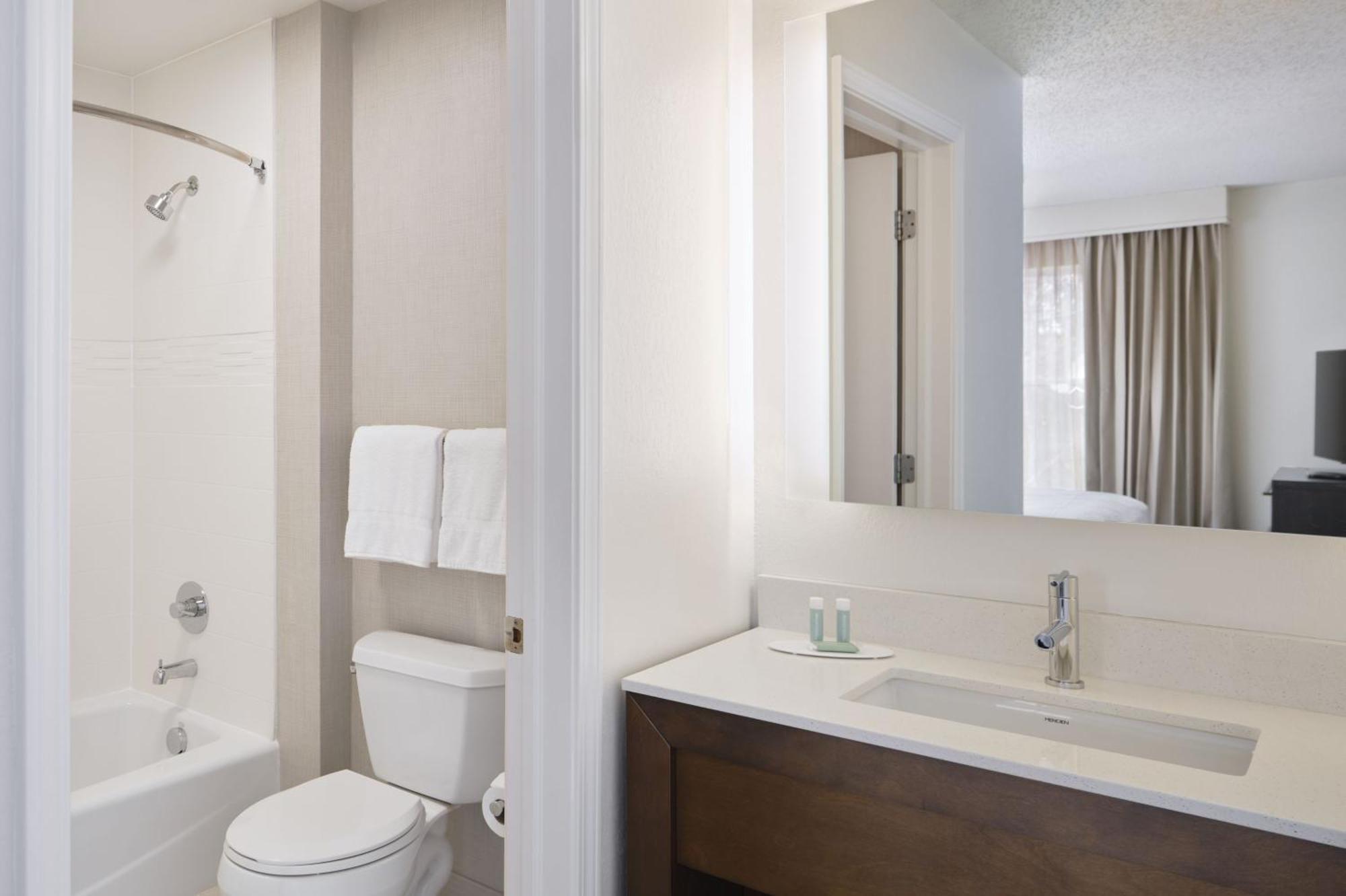 By Marriott Albany East Greenbush/tech Valley