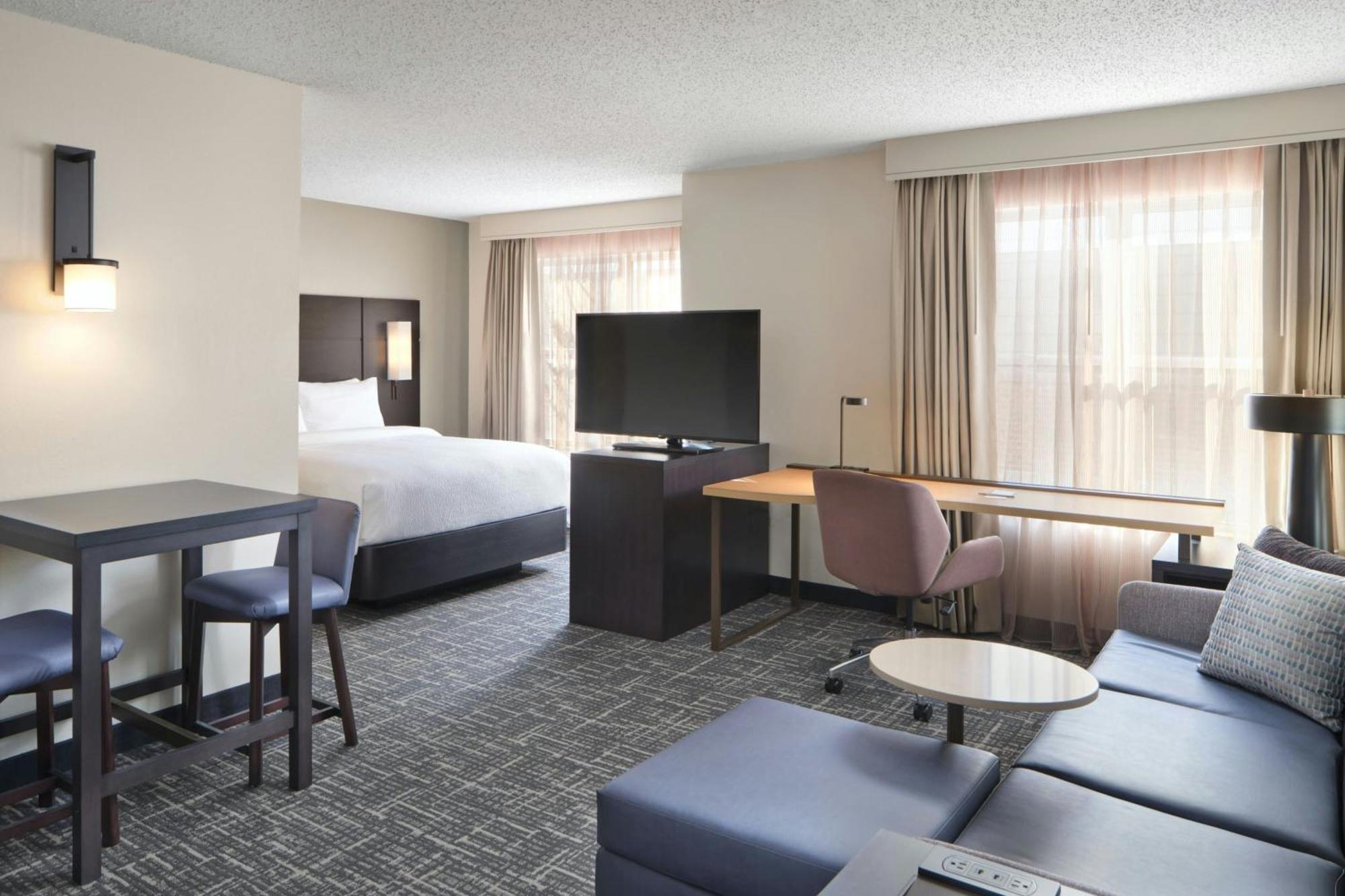 By Marriott Albany East Greenbush/tech Valley 3*