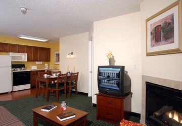 By Marriott Albany East Greenbush/tech Valley 3* East Greenbush