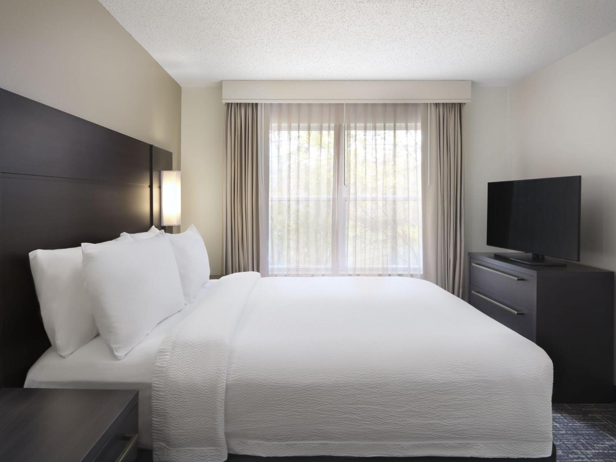 Hotel By Marriott Albany East Greenbush/tech Valley 3*