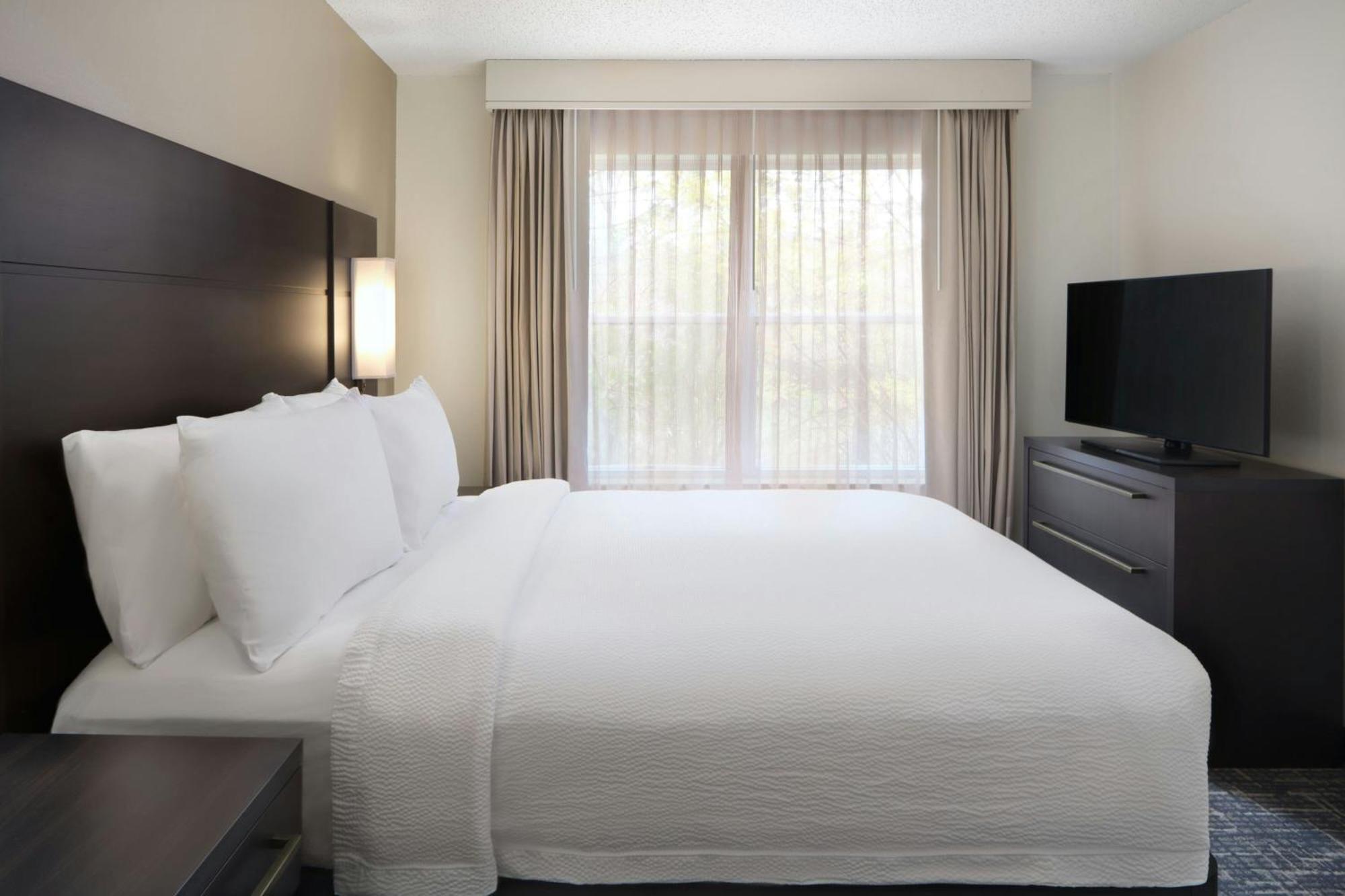Hotel By Marriott Albany East Greenbush/tech Valley East Greenbush