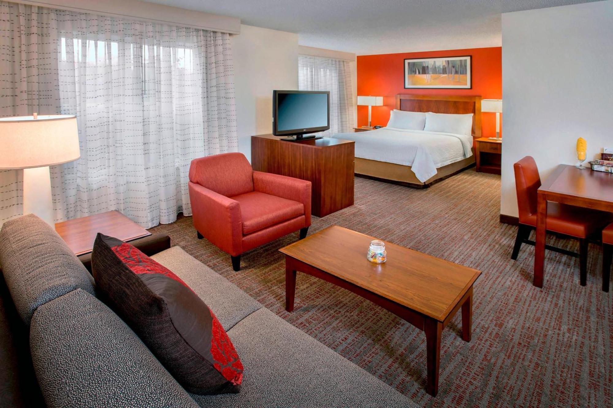By Marriott Albany East Greenbush/tech Valley 3*